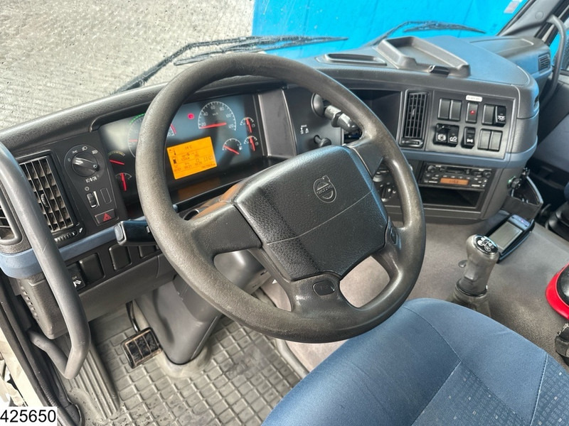 Volvo FM 300 6 X 2, Manual, Steel suspension, Palfinger - Madelveok/ Platvormveok, Kraanaga veoauto: pilt 5 Volvo FM 300 6 X 2, Manual, Steel suspension, Palfinger - Madelveok/ Platvormveok, Kraanaga veoauto: pilt 5