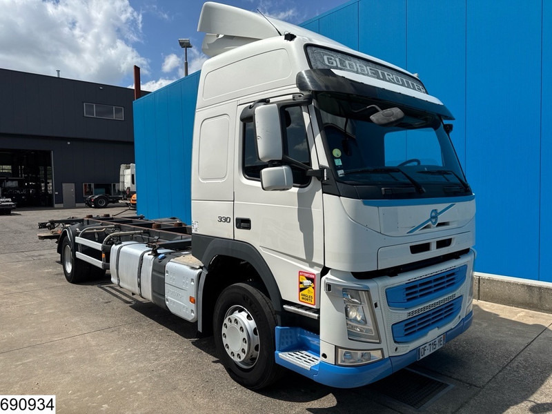 Volvo FM 330 EURO 6, BDF - Konteinerveduk/ Tõstukiga veoauto: pilt 3 Volvo FM 330 EURO 6, BDF - Konteinerveduk/ Tõstukiga veoauto: pilt 3