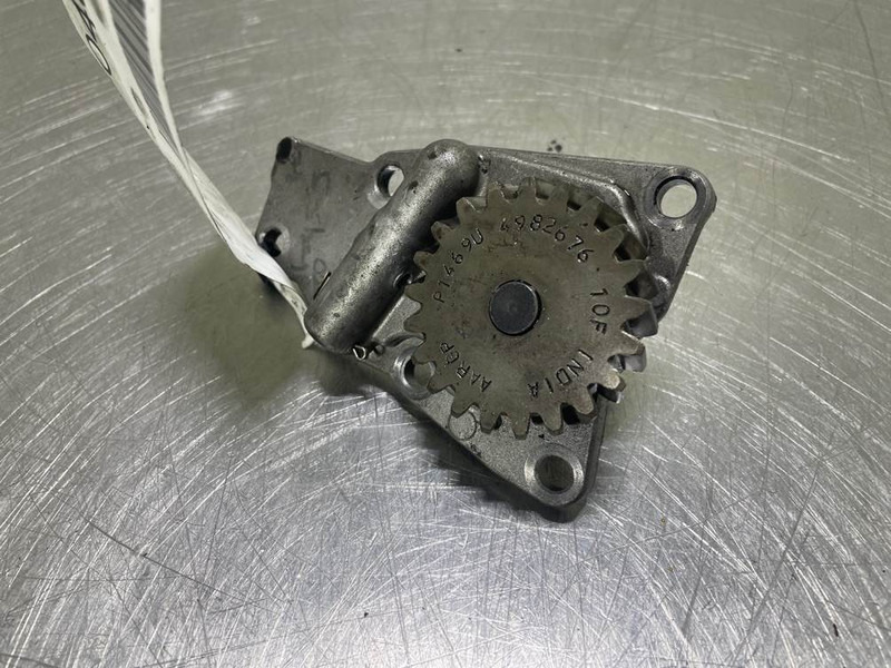 Ahlmann AS900-Cummins B3.3T-4982676-Oil pump/Ölpumpe - Mootor - Ehitusmasinad: pilt 1 Ahlmann AS900-Cummins B3.3T-4982676-Oil pump/Ölpumpe - Mootor - Ehitusmasinad: pilt 1
