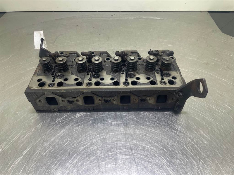 Ahlmann AS900-Cummins B3.3T-Cylinder head/Zylinderköpf - Mootor - Ehitusmasinad: pilt 5 Ahlmann AS900-Cummins B3.3T-Cylinder head/Zylinderköpf - Mootor - Ehitusmasinad: pilt 5