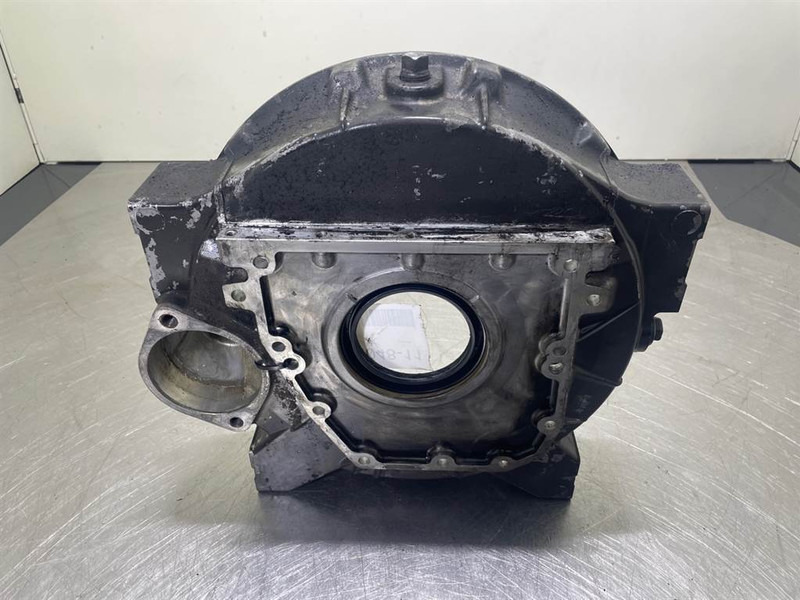 Ahlmann AS900-Cummins B3.3T-Flywheel housing - Mootor - Ehitusmasinad: pilt 2 Ahlmann AS900-Cummins B3.3T-Flywheel housing - Mootor - Ehitusmasinad: pilt 2