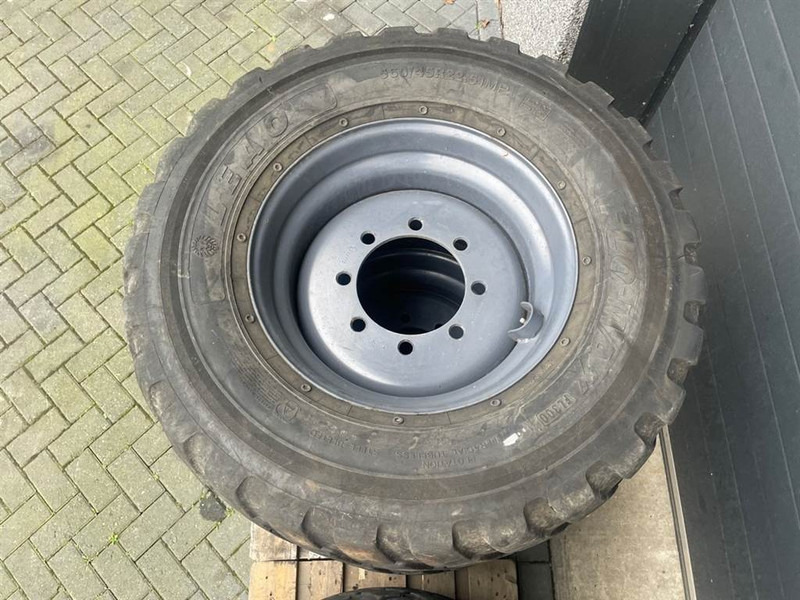 Ahlmann AS900-LEAO 560/45R22.5-Tire/Reifen/Band - Rehvid ja veljed - Ehitusmasinad: pilt 4 Ahlmann AS900-LEAO 560/45R22.5-Tire/Reifen/Band - Rehvid ja veljed - Ehitusmasinad: pilt 4