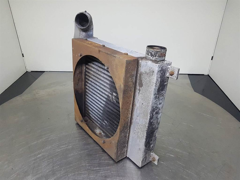 Ahlmann AZ14-4108508A/4181460A-Cooler/Kühler/Koeler - Mootor - Ehitusmasinad: pilt 2 Ahlmann AZ14-4108508A/4181460A-Cooler/Kühler/Koeler - Mootor - Ehitusmasinad: pilt 2