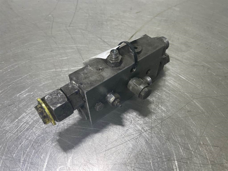 Ahlmann AZ150-184402A/23105053-Valve/Senkbremsventile - Hüdraulika - Ehitusmasinad: pilt 1 Ahlmann AZ150-184402A/23105053-Valve/Senkbremsventile - Hüdraulika - Ehitusmasinad: pilt 1