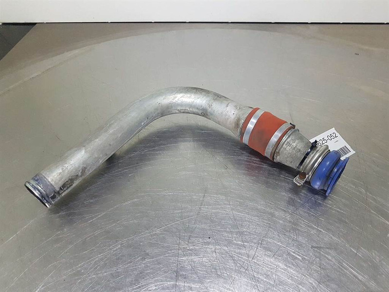 Ahlmann AZ150E-23108489/4102165A-Hose/Ladeluftschlauch - Mootor - Ehitusmasinad: pilt 1 Ahlmann AZ150E-23108489/4102165A-Hose/Ladeluftschlauch - Mootor - Ehitusmasinad: pilt 1