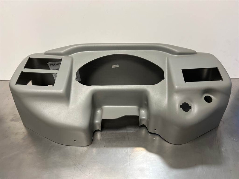 Ahlmann AZ150E-23108603-Dashboard/Console/Konsole - Kabiin ja interjöör - Ehitusmasinad: pilt 1 Ahlmann AZ150E-23108603-Dashboard/Console/Konsole - Kabiin ja interjöör - Ehitusmasinad: pilt 1