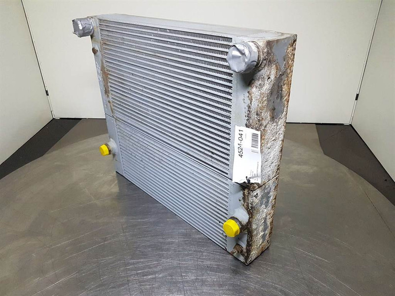Ahlmann AZ210E-23123600 / 23123599-Cooler/Kühler/Koeler - Mootor - Ehitusmasinad: pilt 2 Ahlmann AZ210E-23123600 / 23123599-Cooler/Kühler/Koeler - Mootor - Ehitusmasinad: pilt 2