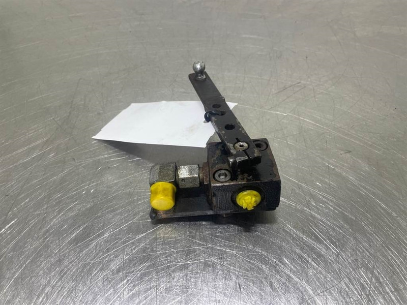 Ahlmann AZ6-4198071A-Valve/Ventile/Ventiel - Hüdraulika - Ehitusmasinad: pilt 1 Ahlmann AZ6-4198071A-Valve/Ventile/Ventiel - Hüdraulika - Ehitusmasinad: pilt 1