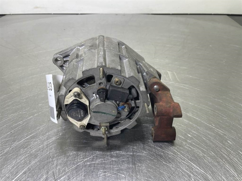 Bosch 0120488208-28V 35A-Alternator/Lichtmaschine/Dynamo - Mootor - Ehitusmasinad: pilt 3 Bosch 0120488208-28V 35A-Alternator/Lichtmaschine/Dynamo - Mootor - Ehitusmasinad: pilt 3