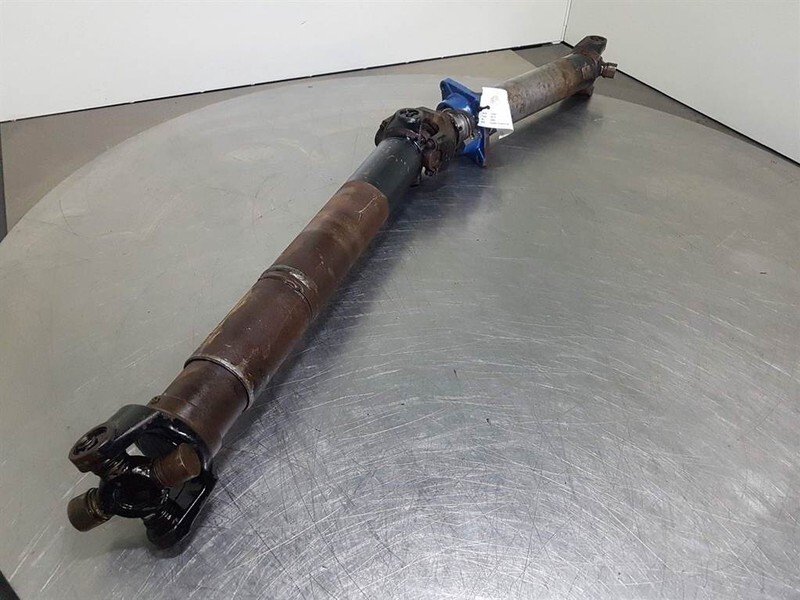 Case 621D - Propshaft/Gelenkwelle/Cardanas - Telg ja varuosad - Ehitusmasinad: pilt 3 Case 621D - Propshaft/Gelenkwelle/Cardanas - Telg ja varuosad - Ehitusmasinad: pilt 3