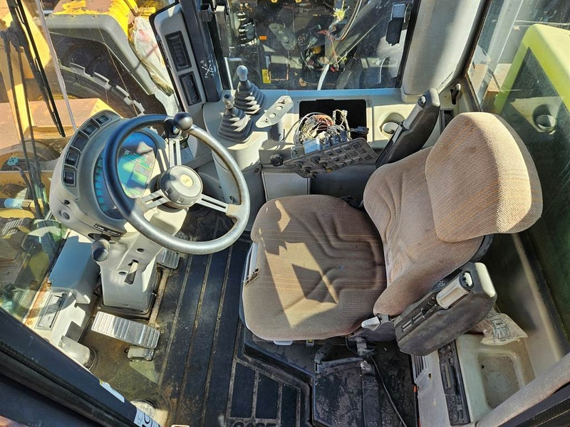 Case 821C - (For parts) - Rataslaadur: pilt 5 Case 821C - (For parts) - Rataslaadur: pilt 5