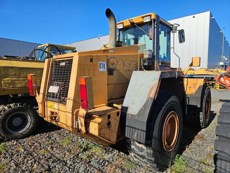 Case 821C - (For parts) - Rataslaadur: pilt 3 Case 821C - (For parts) - Rataslaadur: pilt 3