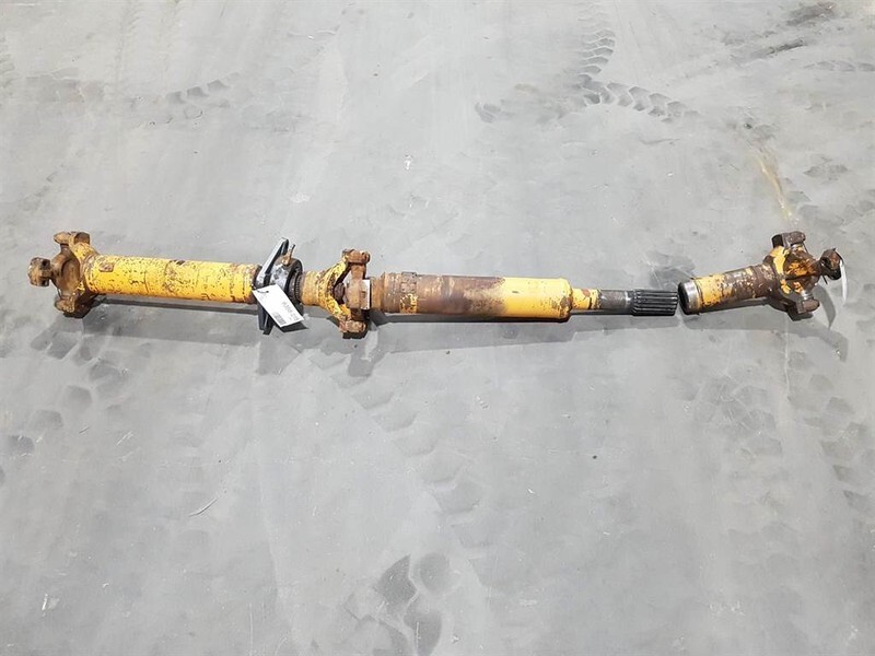 Case 921C - Propshaft/Gelenkwelle/Cardanas - Telg ja varuosad - Ehitusmasinad: pilt 1 Case 921C - Propshaft/Gelenkwelle/Cardanas - Telg ja varuosad - Ehitusmasinad: pilt 1