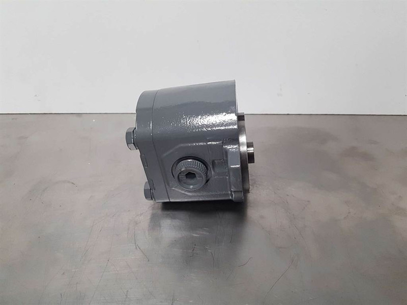 Case CX55-Kobelco SK 55-AP2D25-Gearpump/Zahnradpumpe - Hüdraulika - Ehitusmasinad: pilt 4 Case CX55-Kobelco SK 55-AP2D25-Gearpump/Zahnradpumpe - Hüdraulika - Ehitusmasinad: pilt 4