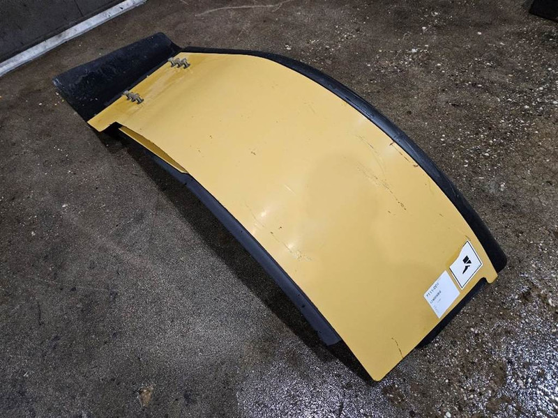 Cat - Rear mud guard/Kotfluegel/Spatbord - Raam/ Konstruktsioon - Ehitusmasinad: pilt 3 Cat - Rear mud guard/Kotfluegel/Spatbord - Raam/ Konstruktsioon - Ehitusmasinad: pilt 3