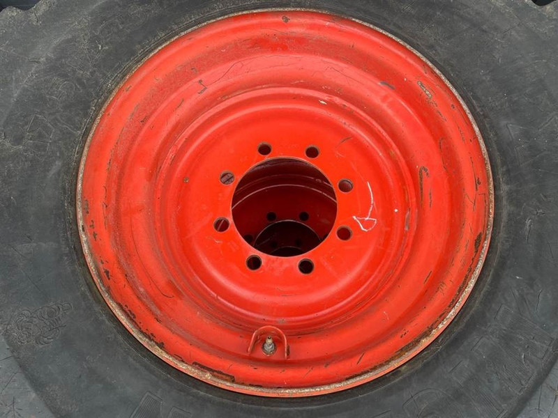 Claas CL956-Michelin 17.5R25-Tire/Reifen/Band - Rehvid ja veljed - Ehitusmasinad: pilt 3 Claas CL956-Michelin 17.5R25-Tire/Reifen/Band - Rehvid ja veljed - Ehitusmasinad: pilt 3