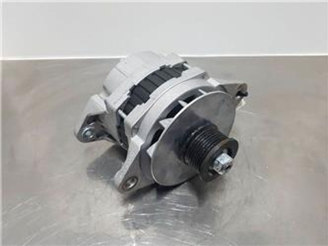 Cummins QSB5.9C-24V 70A-Alternator/Lichtmaschine/Dynamo - Mootor - Ehitusmasinad: pilt 1 Cummins QSB5.9C-24V 70A-Alternator/Lichtmaschine/Dynamo - Mootor - Ehitusmasinad: pilt 1