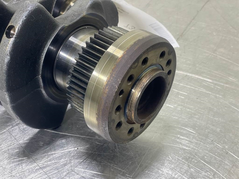 Deutz BF4M1013E-04201319-Crankshaft/Kurbelwelle/Krukas - Mootor - Ehitusmasinad: pilt 5 Deutz BF4M1013E-04201319-Crankshaft/Kurbelwelle/Krukas - Mootor - Ehitusmasinad: pilt 5