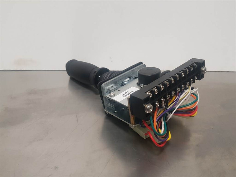 Genie 56773GT - Joystick/Steuergriff/Bedieningshendel - Elektrisüsteem - Ehitusmasinad: pilt 3 Genie 56773GT - Joystick/Steuergriff/Bedieningshendel - Elektrisüsteem - Ehitusmasinad: pilt 3