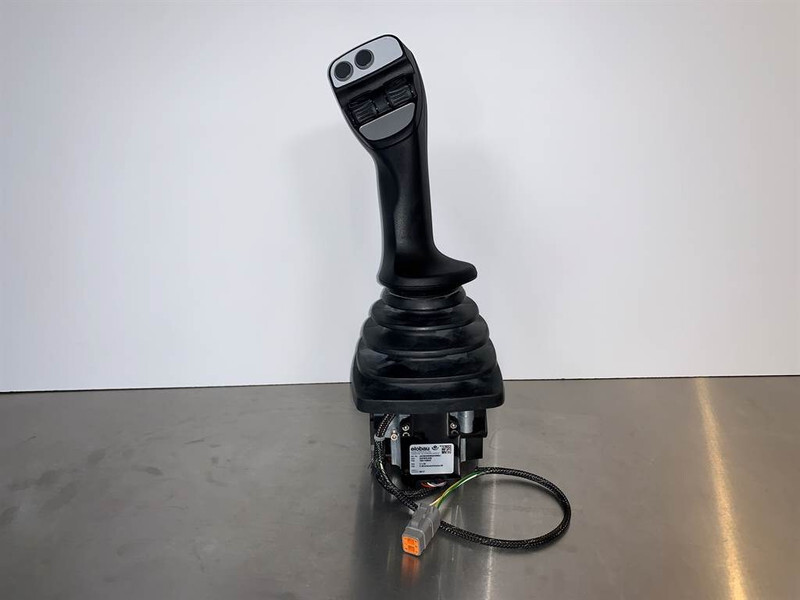 JLG 3006H-Elobau-J4C6ASS00GA0065J-Joystick - Elektrisüsteem - Ehitusmasinad: pilt 1 JLG 3006H-Elobau-J4C6ASS00GA0065J-Joystick - Elektrisüsteem - Ehitusmasinad: pilt 1