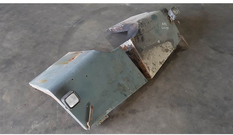 Komatsu WA 270 - 3 - Fender/Kotflügel/Spatbord - Poritiib - Ehitusmasinad: pilt 2 Komatsu WA 270 - 3 - Fender/Kotflügel/Spatbord - Poritiib - Ehitusmasinad: pilt 2