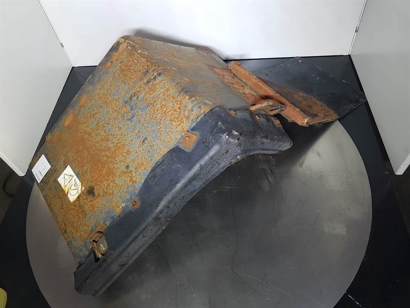 Komatsu WA 320 - 5H - Fender/Kotflügel/Spatbord - Poritiib - Ehitusmasinad: pilt 3 Komatsu WA 320 - 5H - Fender/Kotflügel/Spatbord - Poritiib - Ehitusmasinad: pilt 3