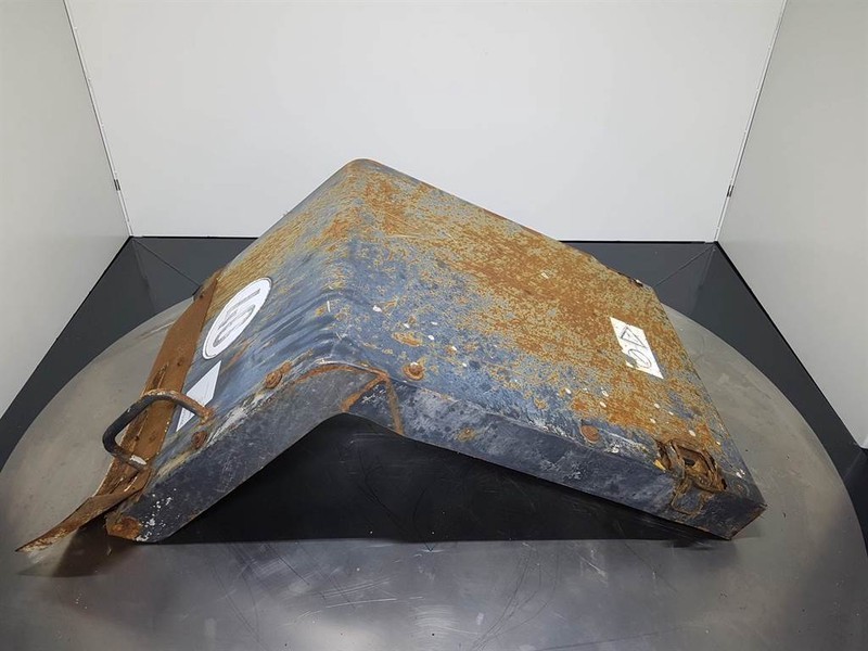 Komatsu WA 320 - 5H - Fender/Kotflügel/Spatbord - Poritiib - Ehitusmasinad: pilt 1 Komatsu WA 320 - 5H - Fender/Kotflügel/Spatbord - Poritiib - Ehitusmasinad: pilt 1