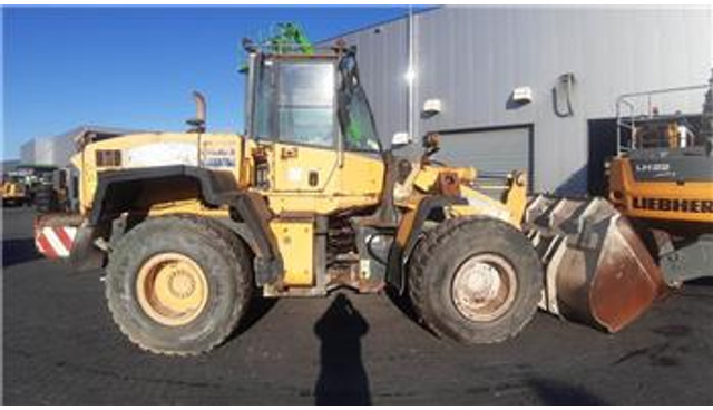 Komatsu WA 320 - 5H (For parts) - Rataslaadur: pilt 1 Komatsu WA 320 - 5H (For parts) - Rataslaadur: pilt 1