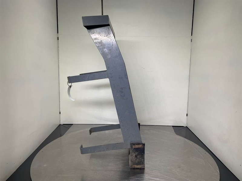 Komatsu WA270-3 - Stair panel/Trittstufen/Traptreden - Raam/ Konstruktsioon - Ehitusmasinad: pilt 3 Komatsu WA270-3 - Stair panel/Trittstufen/Traptreden - Raam/ Konstruktsioon - Ehitusmasinad: pilt 3