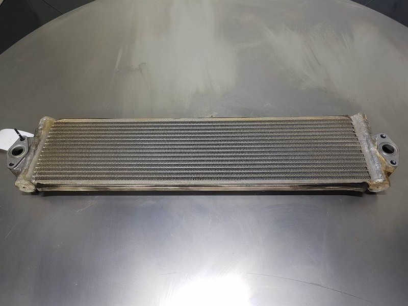 Komatsu WA320 - 5H - Oil cooler/Ölkühler/Oliekoeler - Hüdraulika: pilt 2 Komatsu WA320 - 5H - Oil cooler/Ölkühler/Oliekoeler - Hüdraulika: pilt 2