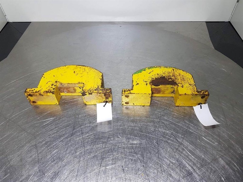 Komatsu WA85 - 3 - Counterweight/Heckgewicht/Contragewicht - Raam/ Konstruktsioon: pilt 1 Komatsu WA85 - 3 - Counterweight/Heckgewicht/Contragewicht - Raam/ Konstruktsioon: pilt 1