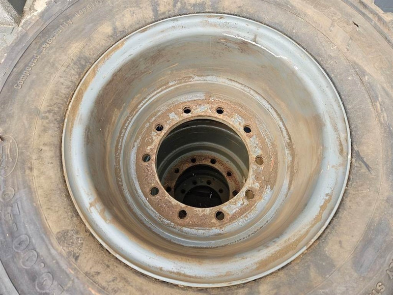 Liebherr 10.00-20 - Tire/Reifen/Band - Rehvid ja veljed - Ehitusmasinad: pilt 5 Liebherr 10.00-20 - Tire/Reifen/Band - Rehvid ja veljed - Ehitusmasinad: pilt 5