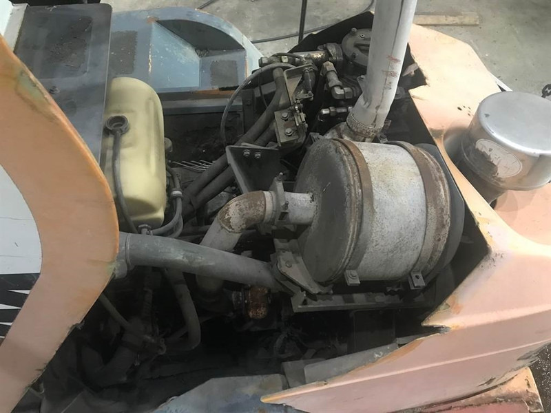 Liebherr L 544 (For parts) - Rataslaadur: pilt 3 Liebherr L 544 (For parts) - Rataslaadur: pilt 3