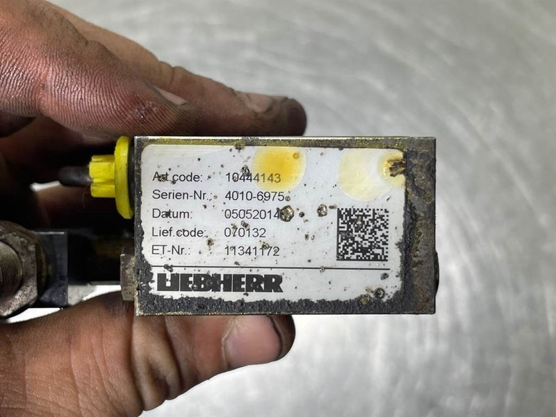 Liebherr L524-10444143 / 11341172-Lubricating system - Raam/ Konstruktsioon - Ehitusmasinad: pilt 5 Liebherr L524-10444143 / 11341172-Lubricating system - Raam/ Konstruktsioon - Ehitusmasinad: pilt 5