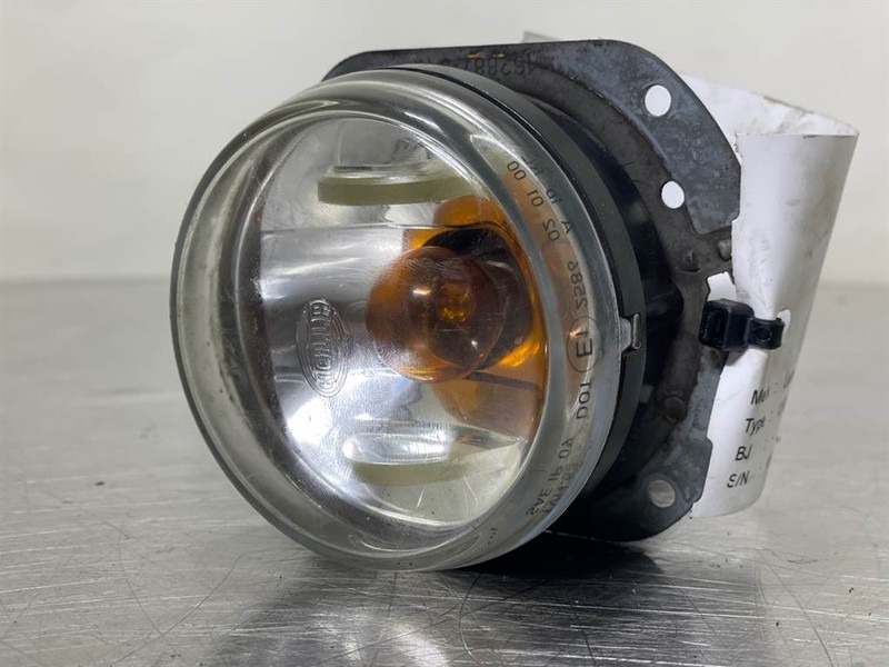 Liebherr LH24M-94018532-Light/Leuchte/Verlichting - Elektrisüsteem - Ehitusmasinad: pilt 3 Liebherr LH24M-94018532-Light/Leuchte/Verlichting - Elektrisüsteem - Ehitusmasinad: pilt 3