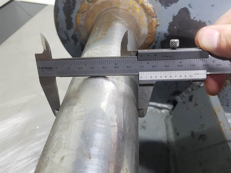 Liebherr LH24M - Adapter plate/Adapterplatte - Kiirühendus - Ehitusmasinad: pilt 5 Liebherr LH24M - Adapter plate/Adapterplatte - Kiirühendus - Ehitusmasinad: pilt 5
