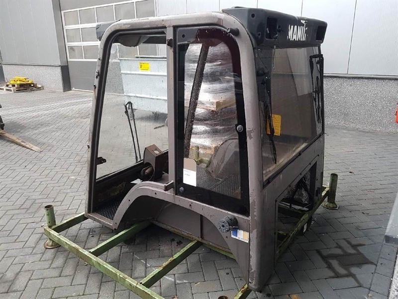 Manitou MLA627 - Cabin/Kabine/Cabine - Kabiin ja interjöör - Ehitusmasinad: pilt 5 Manitou MLA627 - Cabin/Kabine/Cabine - Kabiin ja interjöör - Ehitusmasinad: pilt 5