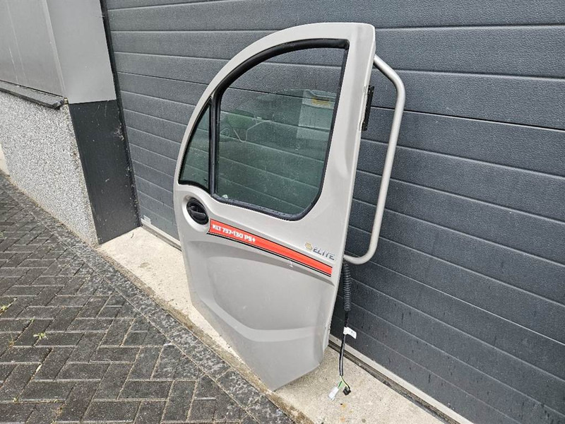 Manitou MLT737-130PS+ - Door/Tür/Deur - Kabiin ja interjöör - Ehitusmasinad: pilt 2 Manitou MLT737-130PS+ - Door/Tür/Deur - Kabiin ja interjöör - Ehitusmasinad: pilt 2