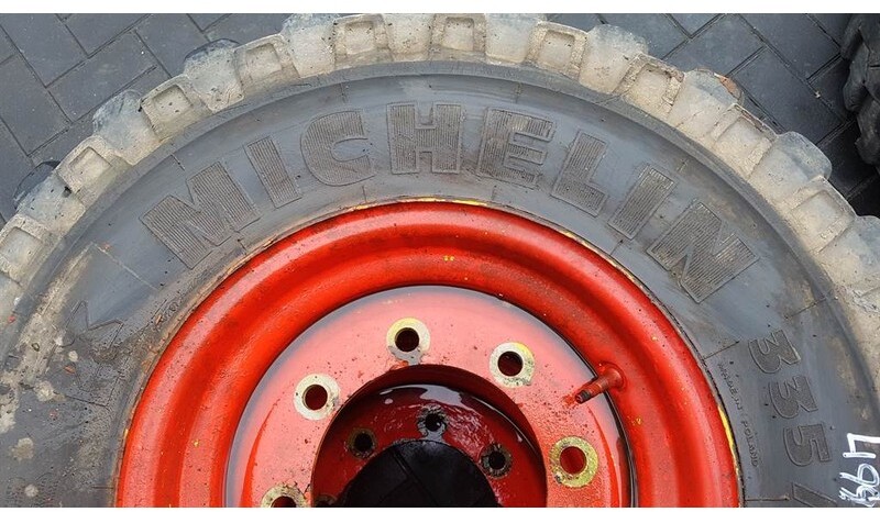 Michelin 335/80R18 (12.5R18) - Tyre/Reifen/Band - Rehvid ja veljed - Ehitusmasinad: pilt 3 Michelin 335/80R18 (12.5R18) - Tyre/Reifen/Band - Rehvid ja veljed - Ehitusmasinad: pilt 3