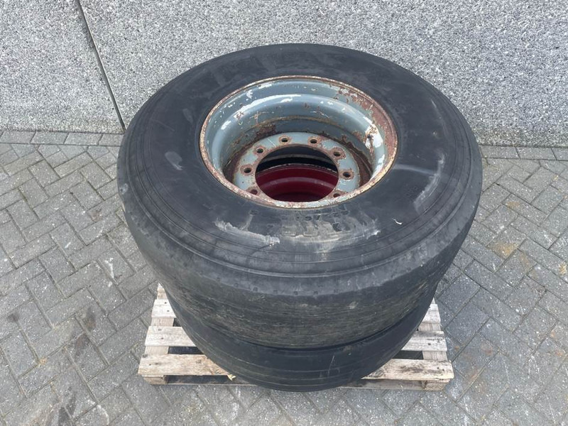 Michelin 425/65R22.5-Tire/Reifen/Band - Rehvid ja veljed - Ehitusmasinad: pilt 3 Michelin 425/65R22.5-Tire/Reifen/Band - Rehvid ja veljed - Ehitusmasinad: pilt 3