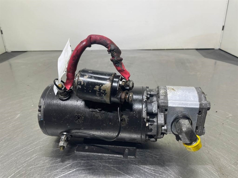 New Holland W110C-84419597-Compact-/steering unit - Hüdraulika - Ehitusmasinad: pilt 4 New Holland W110C-84419597-Compact-/steering unit - Hüdraulika - Ehitusmasinad: pilt 4