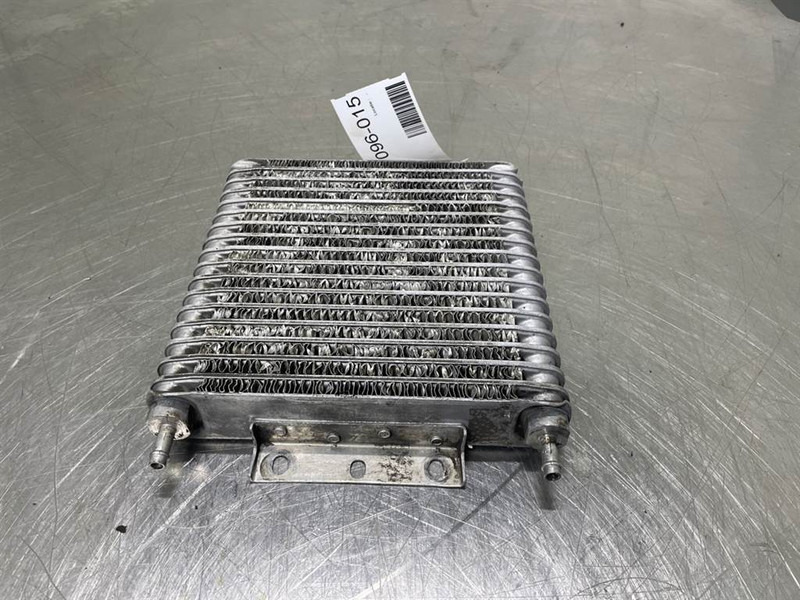 New Holland W110C - Fuel cooler/Kühler/Koeler - Mootor - Ehitusmasinad: pilt 3 New Holland W110C - Fuel cooler/Kühler/Koeler - Mootor - Ehitusmasinad: pilt 3