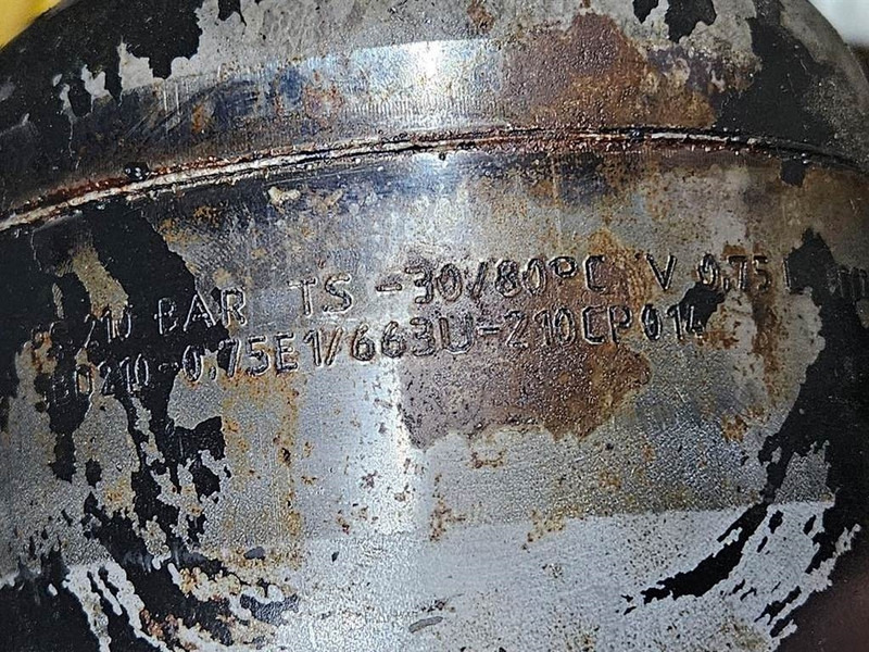 New Holland W110C-Hydac SBO210-0,75E1/663U-Accumulator - Hüdraulika - Ehitusmasinad: pilt 3 New Holland W110C-Hydac SBO210-0,75E1/663U-Accumulator - Hüdraulika - Ehitusmasinad: pilt 3