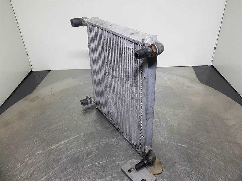 Nissens TN3010006-Cooler/Kühler/Koeler - Mootor - Ehitusmasinad: pilt 2 Nissens TN3010006-Cooler/Kühler/Koeler - Mootor - Ehitusmasinad: pilt 2