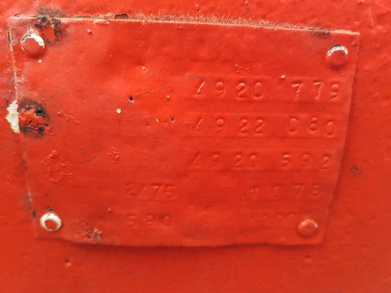 O & K L20I-O&K 4920779/4922080/4920592-Axle/Achse/As - Telg ja varuosad - Ehitusmasinad: pilt 5 O & K L20I-O&K 4920779/4922080/4920592-Axle/Achse/As - Telg ja varuosad - Ehitusmasinad: pilt 5