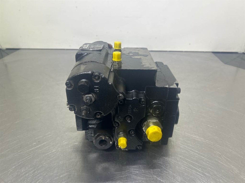 Sauer Danfoss 42R41CG3AN52P3G2F1A34-Drive pump/Fahrpumpe/Rijpomp - Hüdraulika - Ehitusmasinad: pilt 2 Sauer Danfoss 42R41CG3AN52P3G2F1A34-Drive pump/Fahrpumpe/Rijpomp - Hüdraulika - Ehitusmasinad: pilt 2