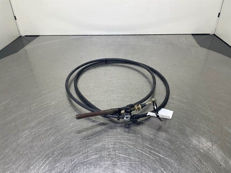 Schaeff SKL834-0461527025/6451371000-Handbrake cable - Raam/ Konstruktsioon - Ehitusmasinad: pilt 2 Schaeff SKL834-0461527025/6451371000-Handbrake cable - Raam/ Konstruktsioon - Ehitusmasinad: pilt 2