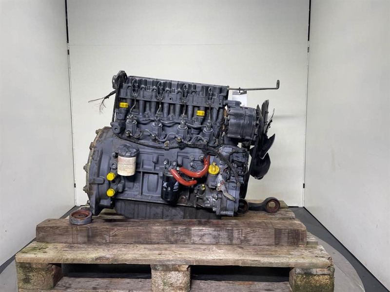 Schaeff SKL834-Deutz F4M2011-Engine/Motor - Mootor - Ehitusmasinad: pilt 1 Schaeff SKL834-Deutz F4M2011-Engine/Motor - Mootor - Ehitusmasinad: pilt 1