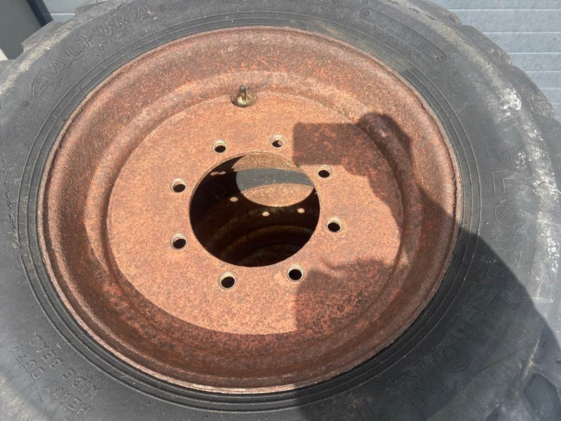 Schaeff SKL841-Altura 550/45-22.5-Tire/Reifen/Band - Rehvid ja veljed - Ehitusmasinad: pilt 4 Schaeff SKL841-Altura 550/45-22.5-Tire/Reifen/Band - Rehvid ja veljed - Ehitusmasinad: pilt 4