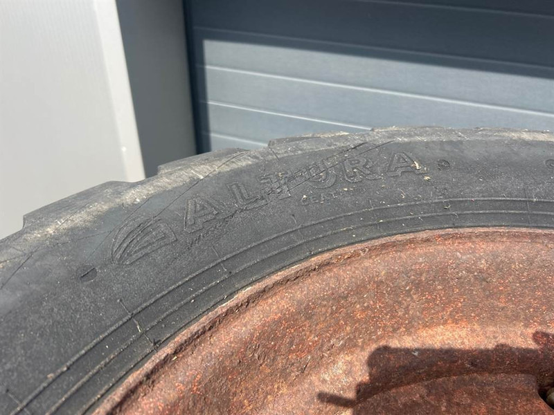 Schaeff SKL841-Altura 550/45-22.5-Tire/Reifen/Band - Rehvid ja veljed - Ehitusmasinad: pilt 5 Schaeff SKL841-Altura 550/45-22.5-Tire/Reifen/Band - Rehvid ja veljed - Ehitusmasinad: pilt 5